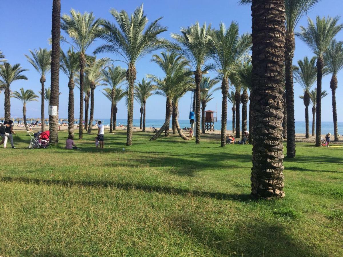 Apartamento La Carihuela - Urb. Eurosol Leilighet Torremolinos Eksteriør bilde